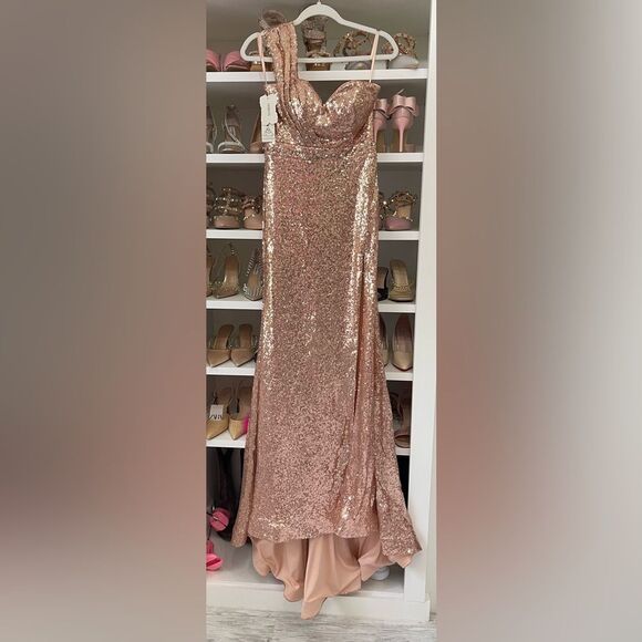 NWT Rose Gold One-Shoulder Sweep/Brush Train Beading Sequins Dresses - Picture 11 of 15